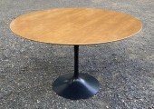SAARINEN/KNOLL MCM WALNUT TULI