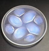 Sabino, a 'Coquilles' glass pl