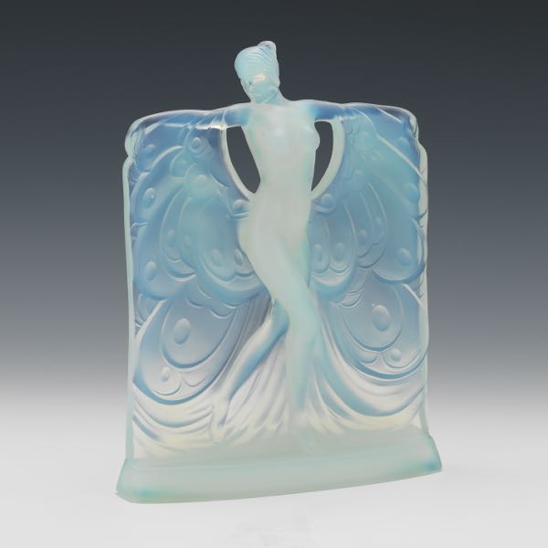 SABINO "SUZANNE" FIGURINE 8 ¾" x 7"