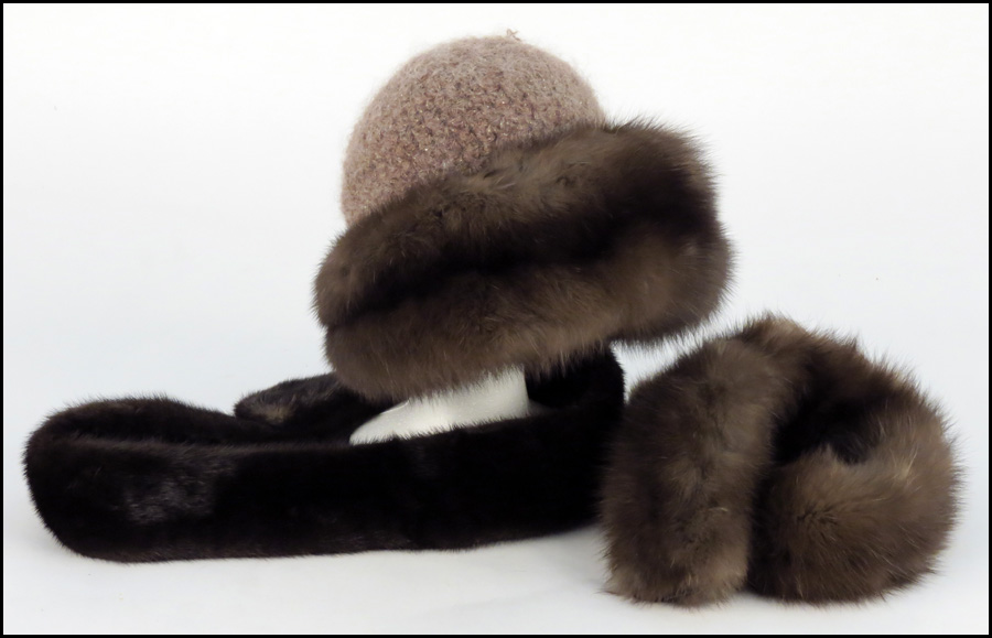 SABLE AND KNIT WOOL HAT. Together