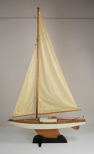 SAILBOAT MODEL WITH STANDCanvas and