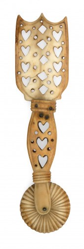 SAILOR-MADE WHALE IVORY NANTUC