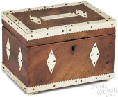 SAILOR&#039;S MAHOGANY TEA CAD