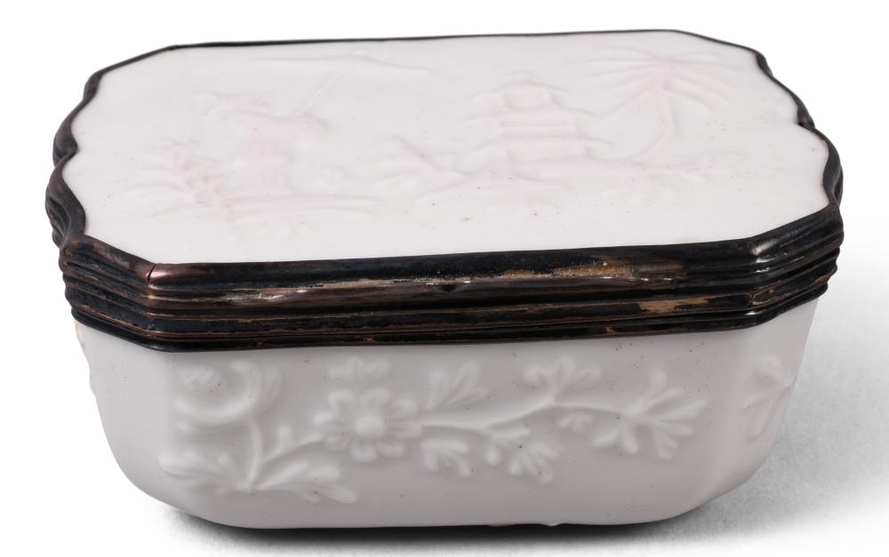 SAINT-CLOUD PORCELAIN SILVER-GILT