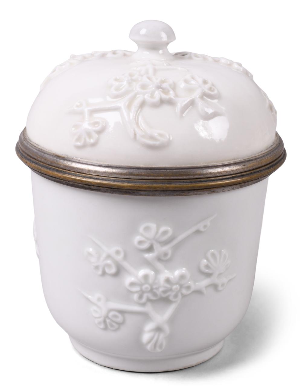 SAINT CLOUD PORCELAIN