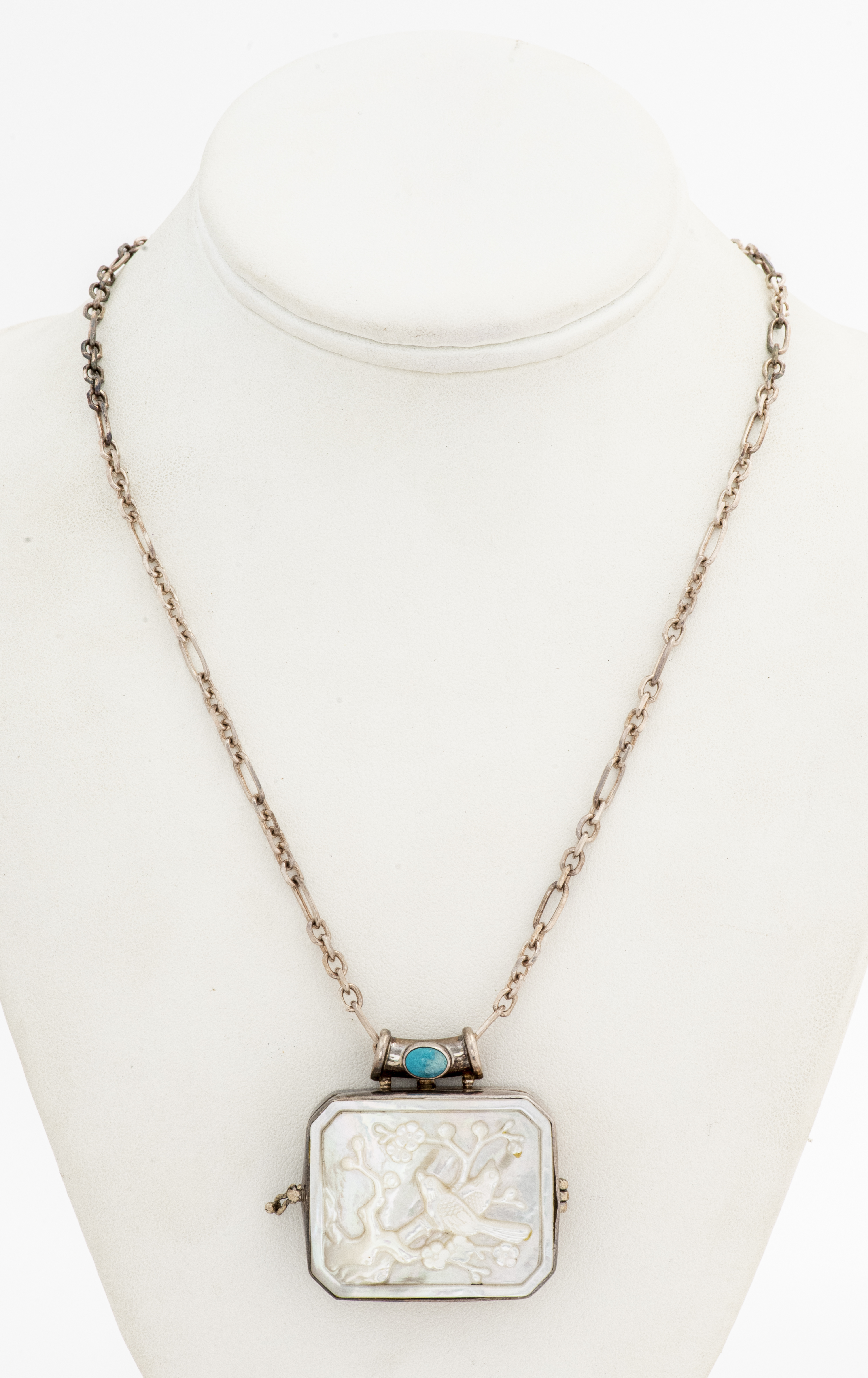 SAJEN SILVER AND M.O.P LOCKET