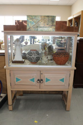 SAKIA STORE DISPLAY CASE FINIS