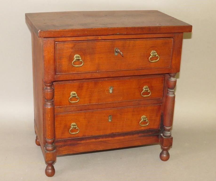 SALESMAN SAMPLE 3 DRAWER