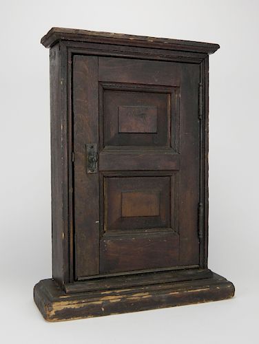 SALESMAN SAMPLE OF A DOOR AND