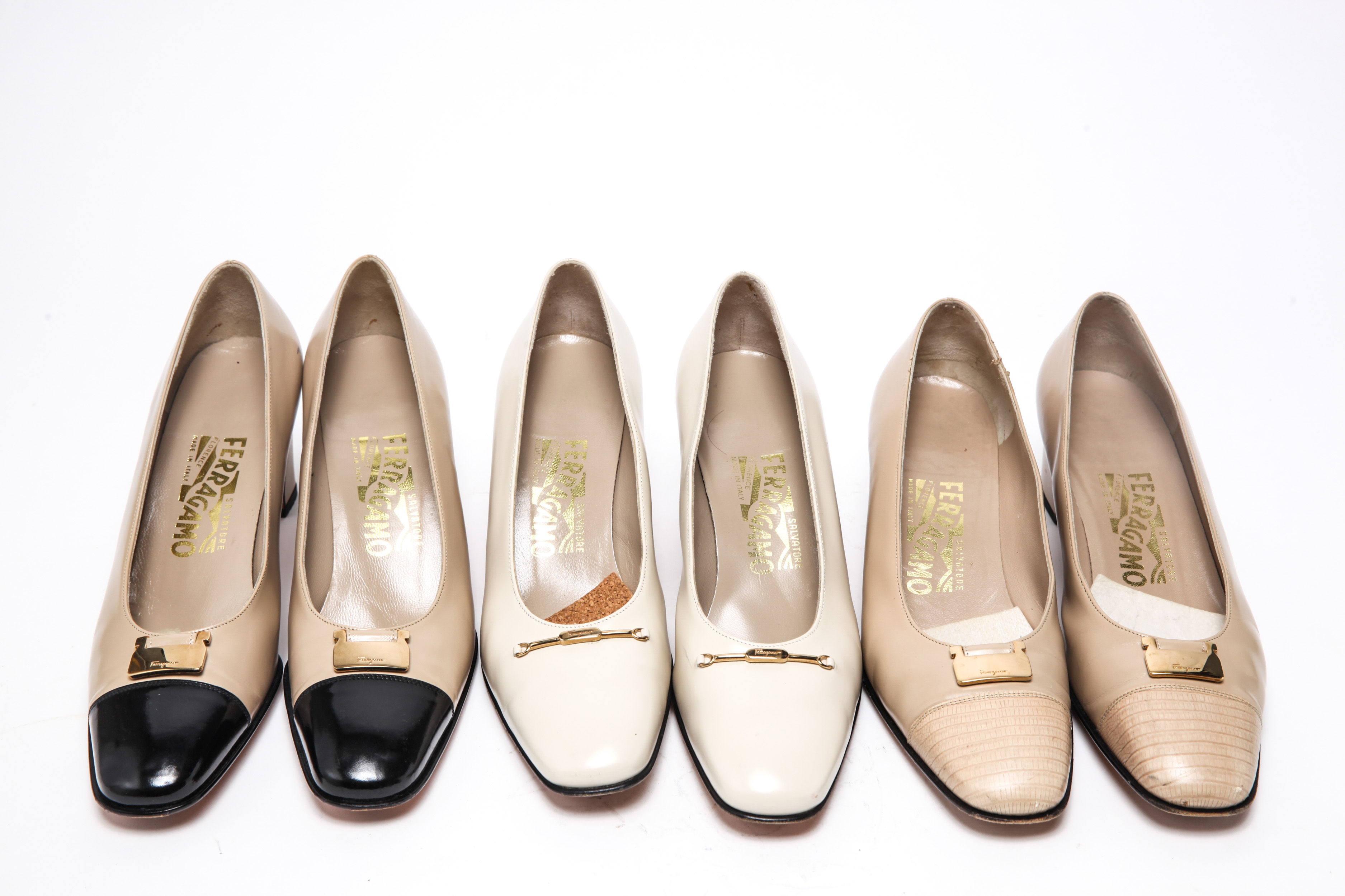 SALVATORE FERRAGAMO LEATHER