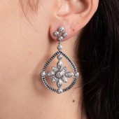 SAM PERR 18K WG DIAMOND PANEL