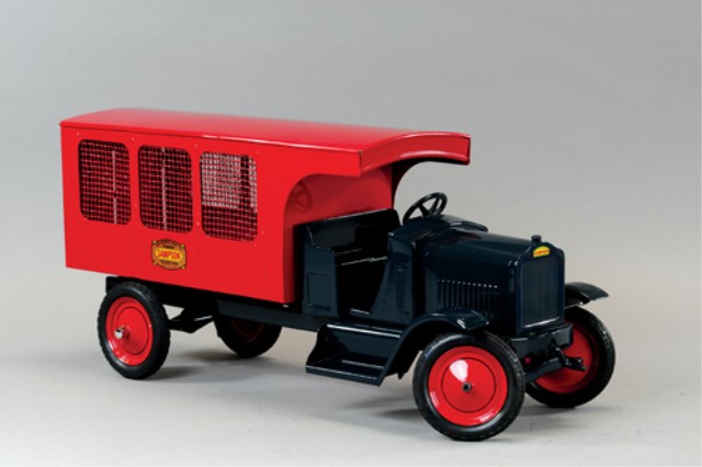 SAMPSON RAILWAY EXPRESS TRUCK
