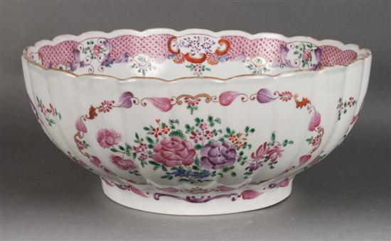 Samson porcelain bowl in the