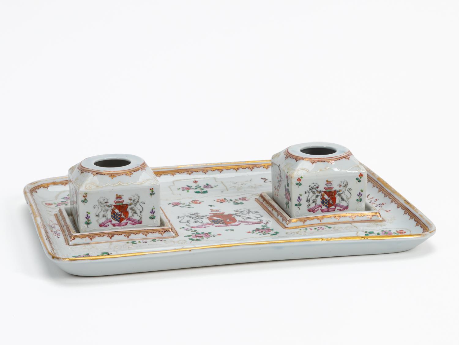 SAMSON-STYLE ARMORIAL PORCELAIN