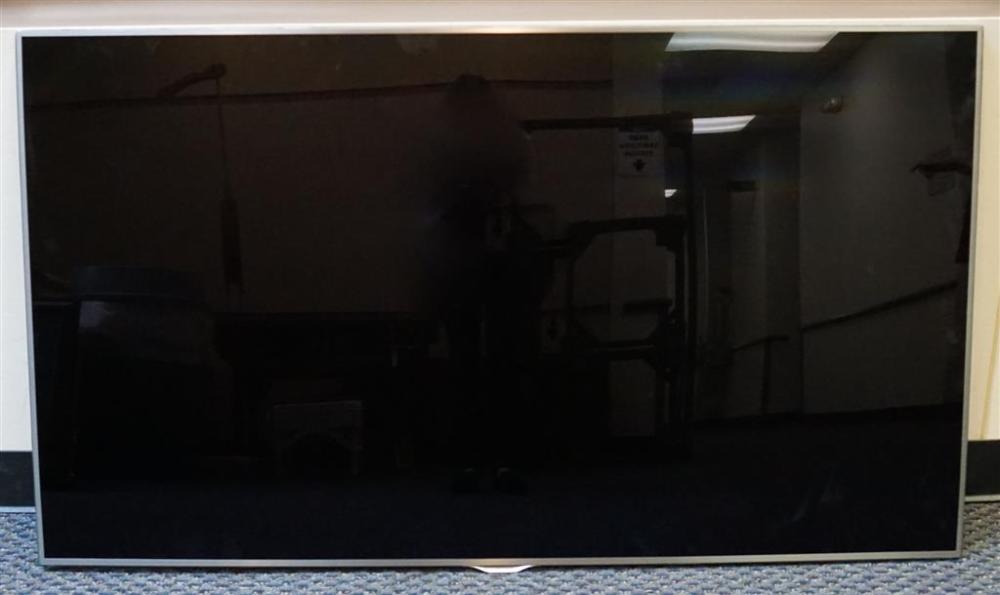 SAMSUNG 66-INCH TELEVISIONSamsung