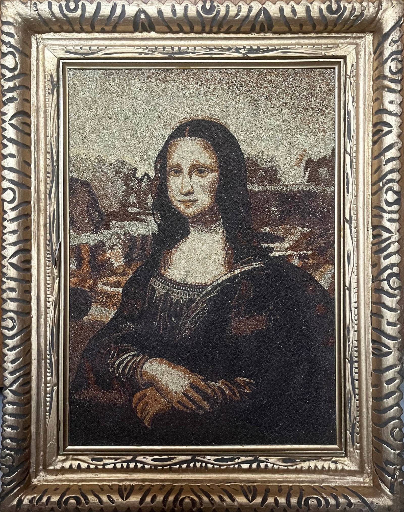 SANDSTONE OF MONA LISASANDSTONE