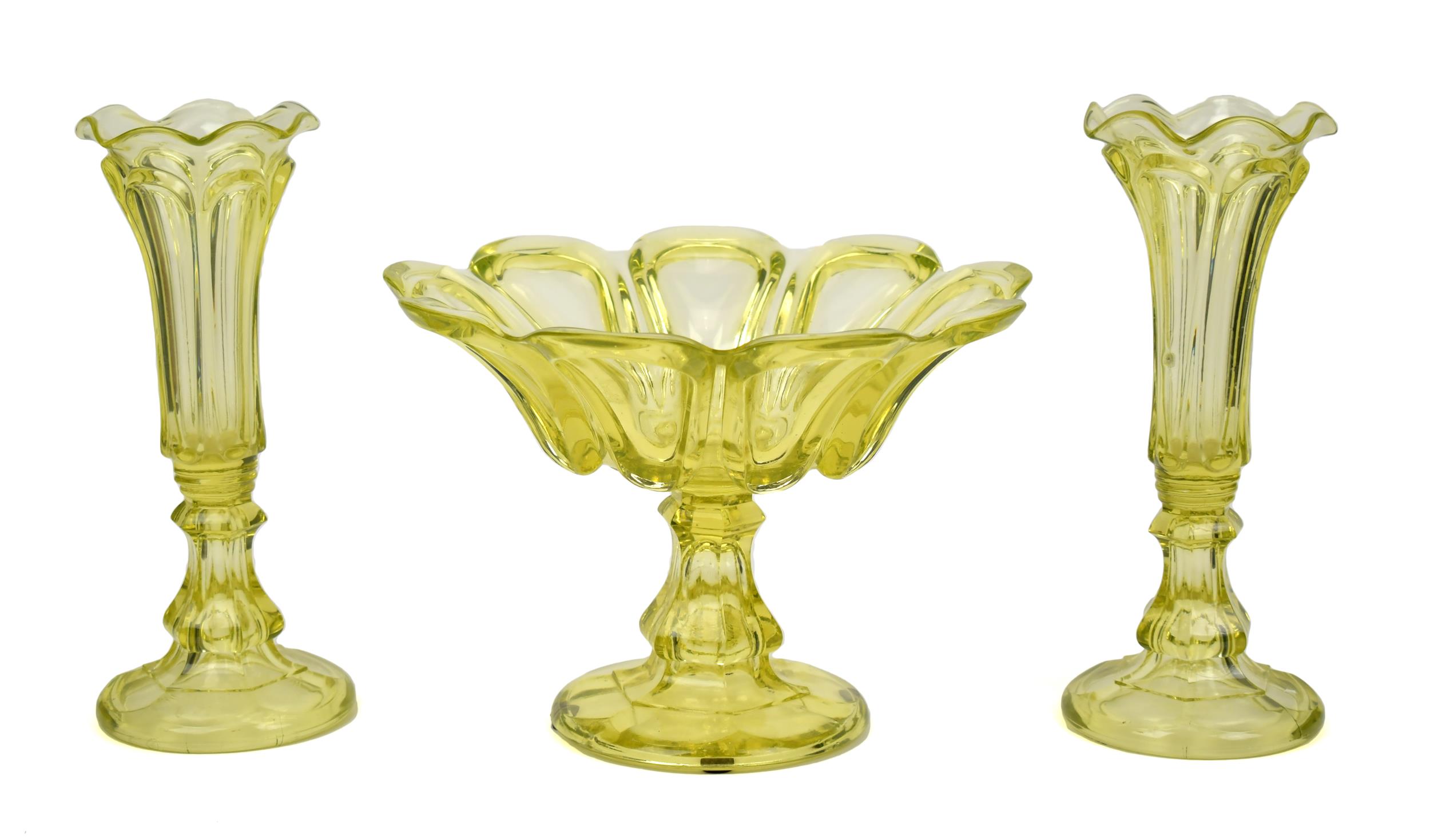 SANDWICH GLASS CANARY YELLOW