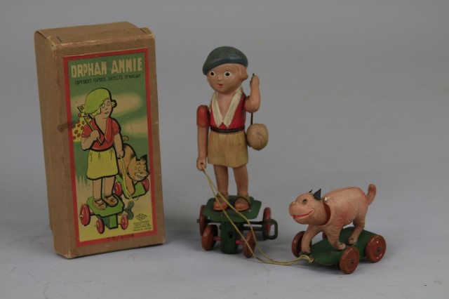 SANDY AND ORPHAN ANNIE BOXED TOY