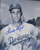 SANDY KOUFAX SIGNED 8" X 10" P