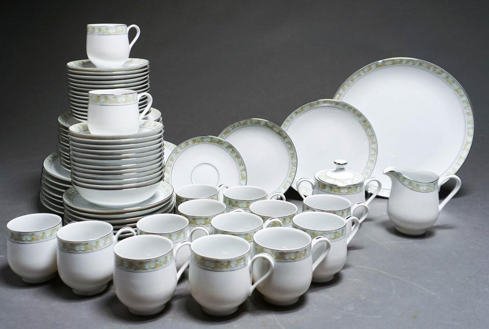SANGO JAPANESE PORCELAIN 'DAISY