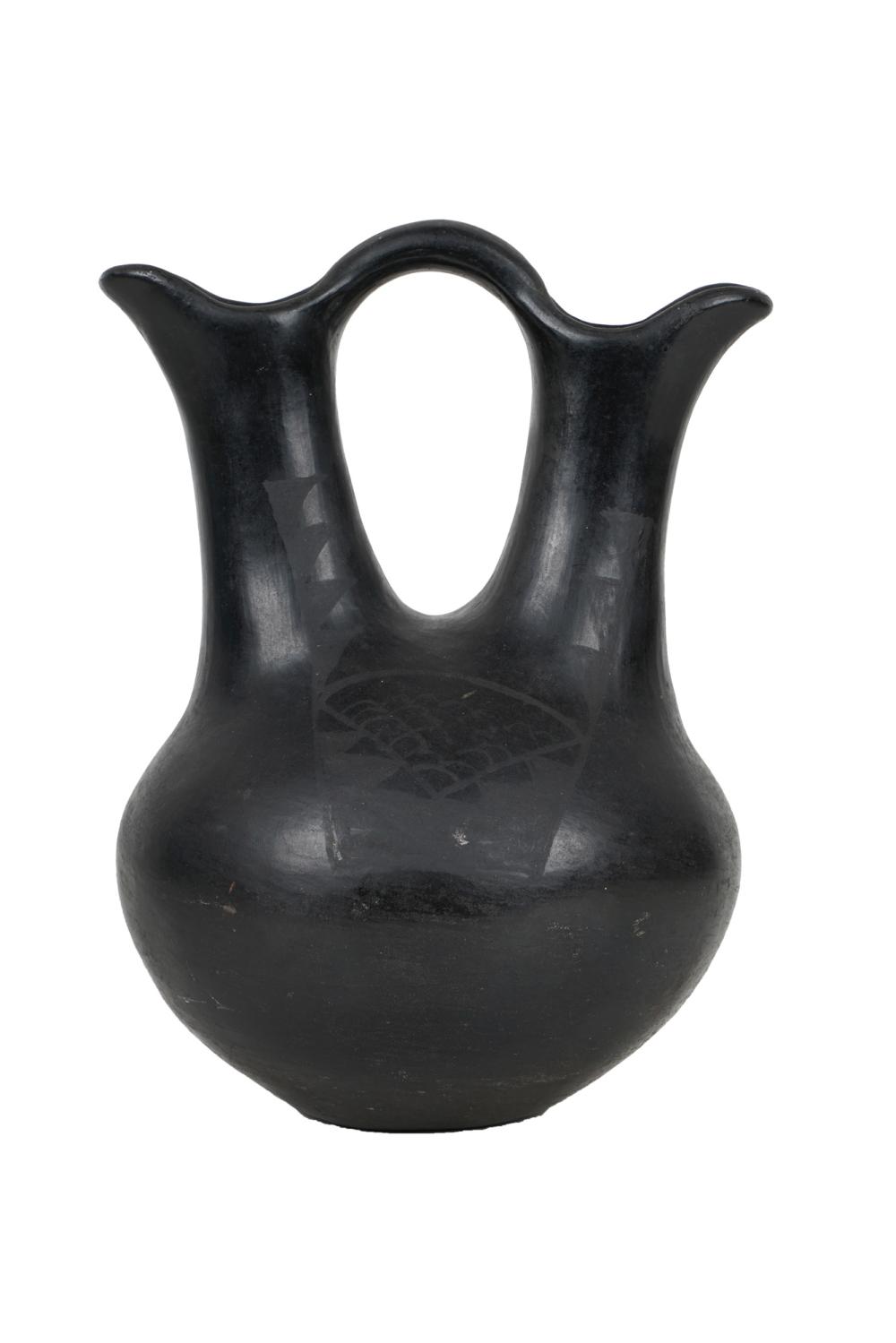 SANTA CLARA BLACKWARE CERAMIC VASE9