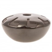 SANTA CLARA BLACKWARE SEED POT