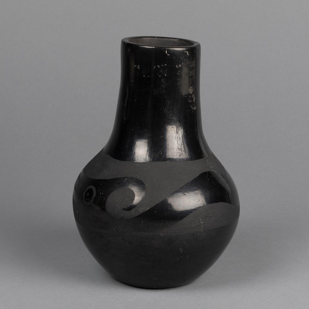 SANTA CLARA, BLACKWARE VASE WITH