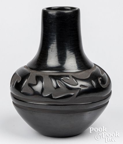 SANTA CLARA INDIAN BLACKWARE