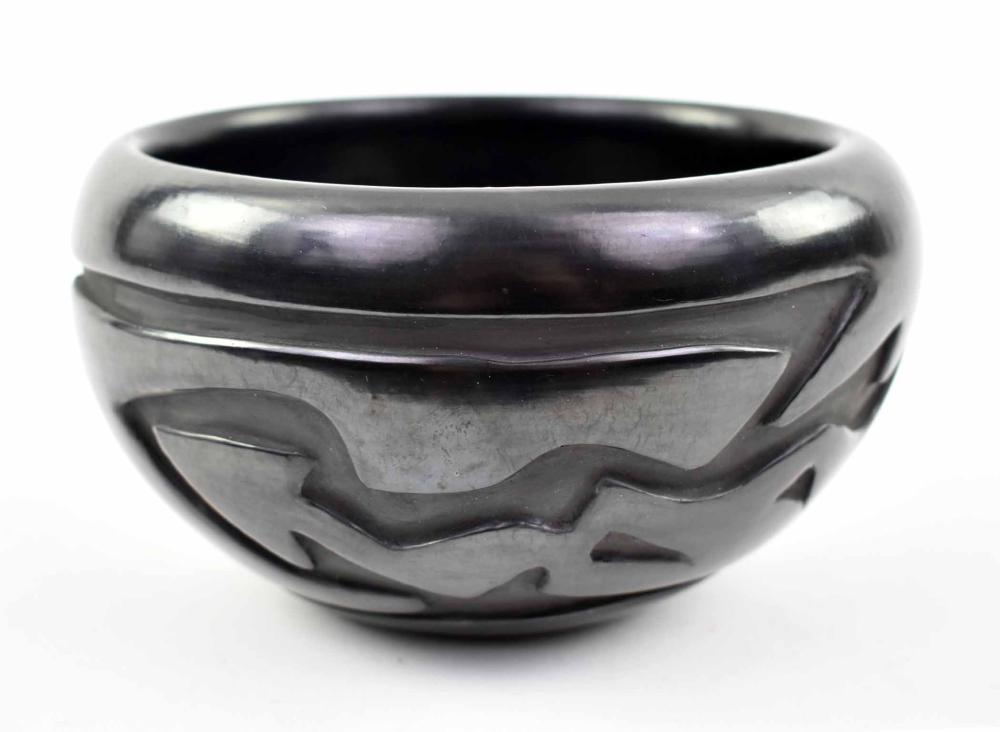 SANTA CLARA PUEBLO BLACKWARE