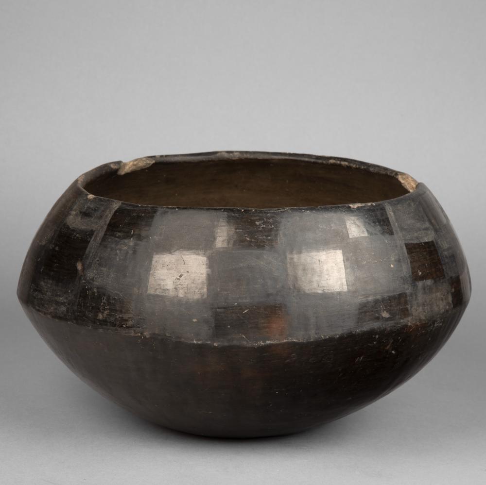 SANTO DOMINGO, BLACKWARE BOWL,