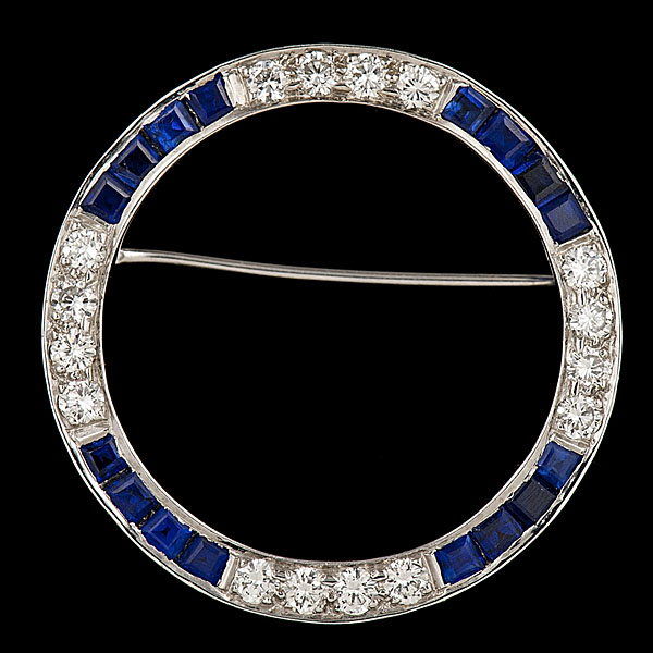 Sapphire & Diamond Pin A platinum