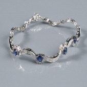 SAPPHIRE & DIAMOND WHITE GOLD