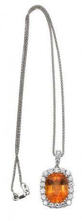 SAPPHIRE PENDANT, HAVING DIAMO