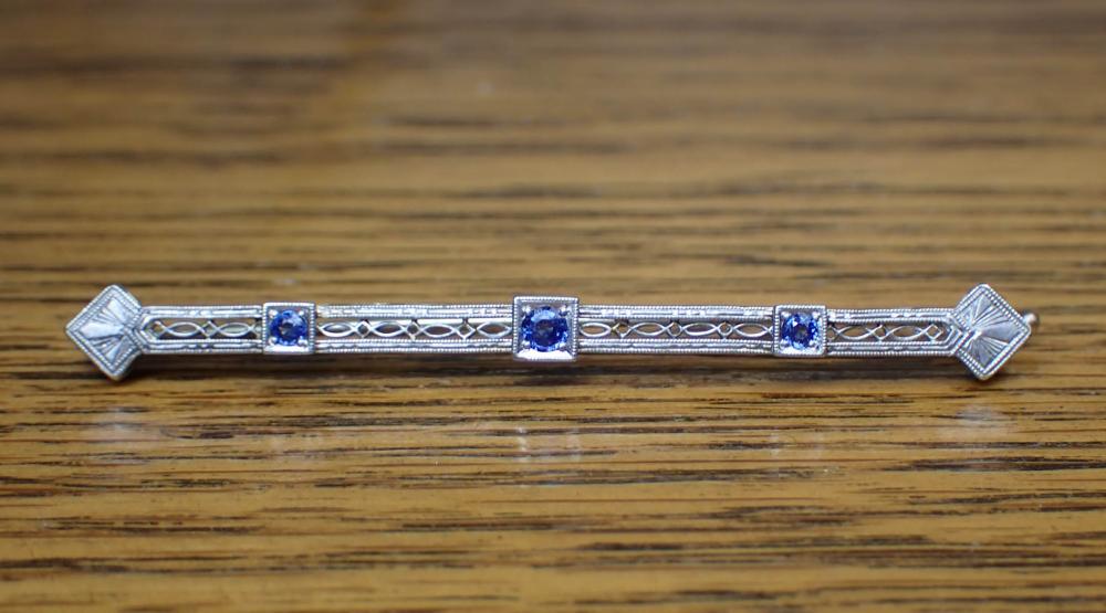 SAPPHIRE, PLATINUM AND YELLOW