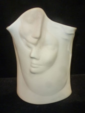 SARA LUND PORCELAIN FACES VASE