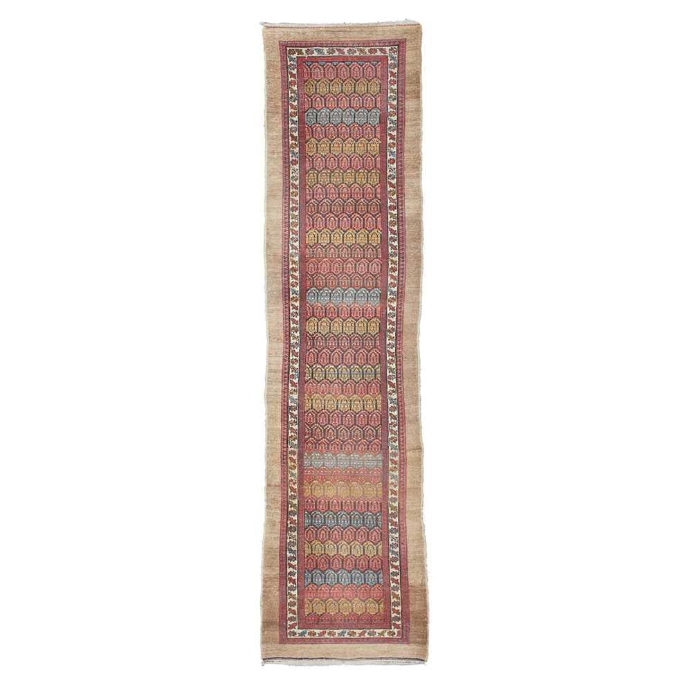 SARAB RUNNER NORTHWEST PERSIA, LATE