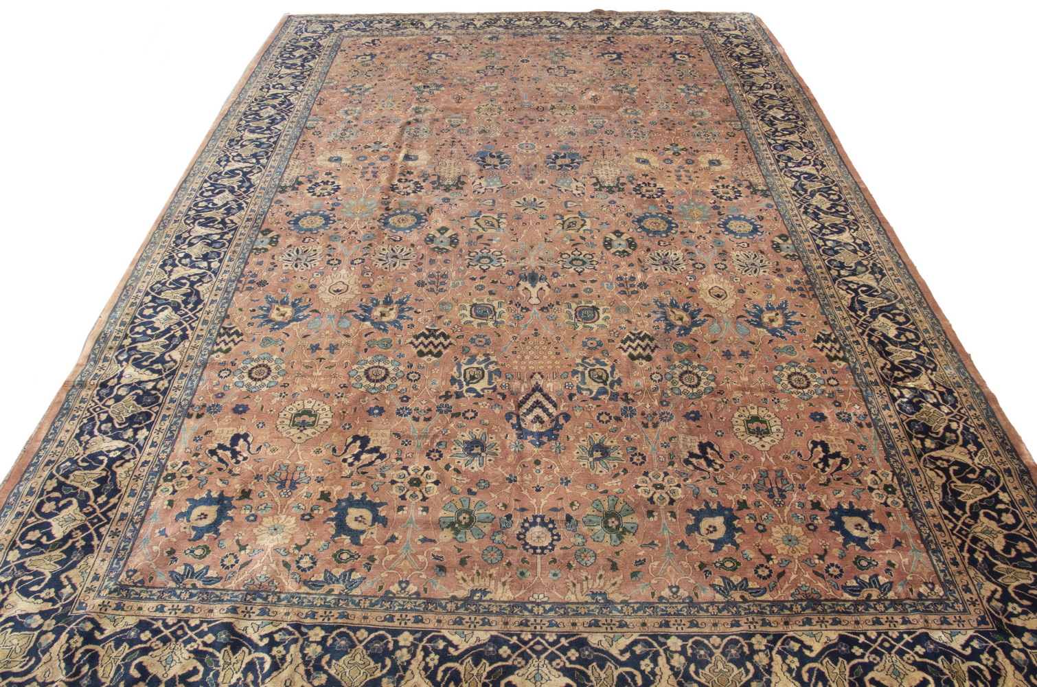 SAROUK CARPET (13'8" X 21'9")