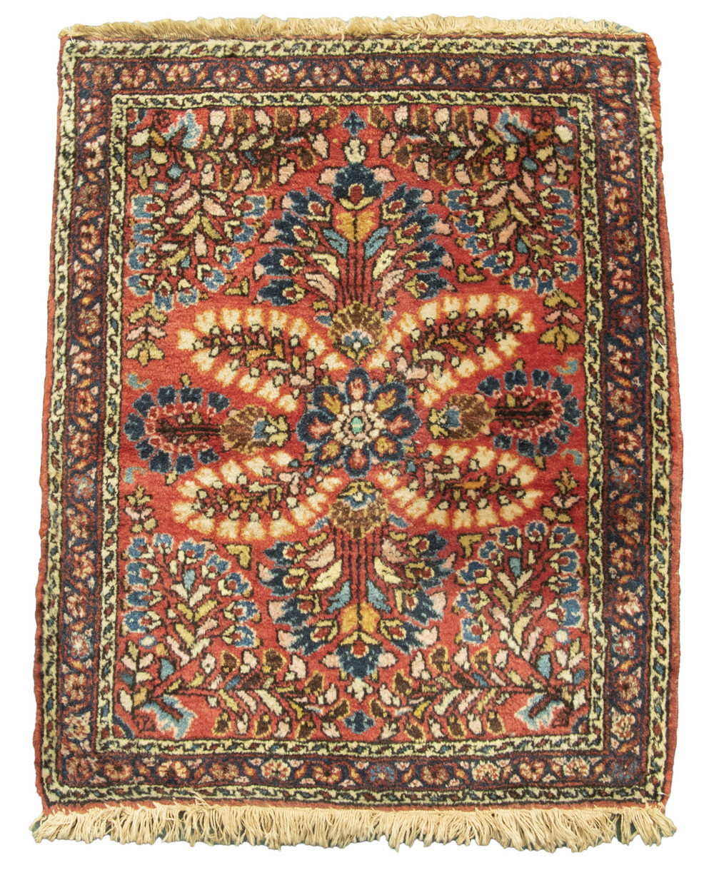 SAROUK MAT Small rosette