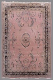 SAROUK ROSE GROUND WITH BLACK