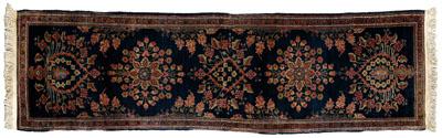 Sarouk runner, floral medallions on