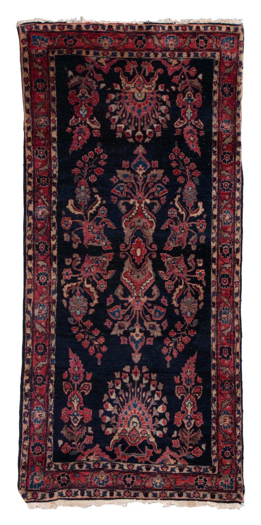 SAROUK SCATTER RUG: 2’3” X 4’11”