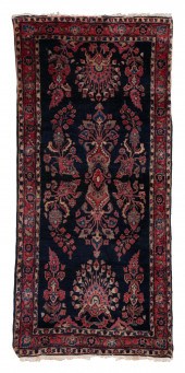 SAROUK SCATTER RUG: 2’3” X 4’1