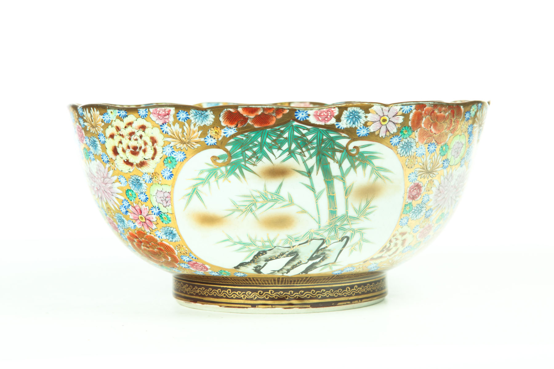 SATSUMA BOWL.  Japan  20th century.