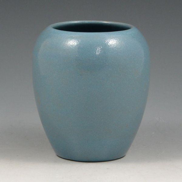 Saturday Evening Girls (SEG) vase