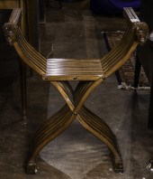 SAVONAROLA STYLE CHAIR WITH LI