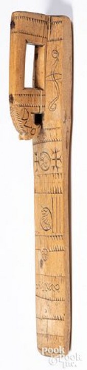 SCANDINAVIAN CARVED MANGLE BOA