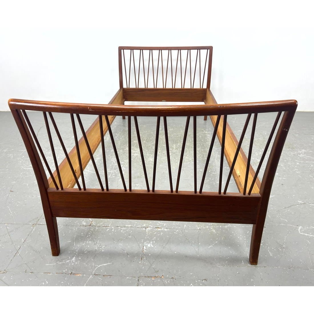 Scandinavian Daybed. Frode Holm
