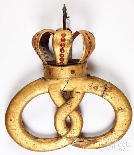 SCANDINAVIAN GILT METAL PRETZEL