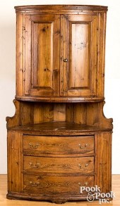 SCANDINAVIAN PINE TWO-PART COR