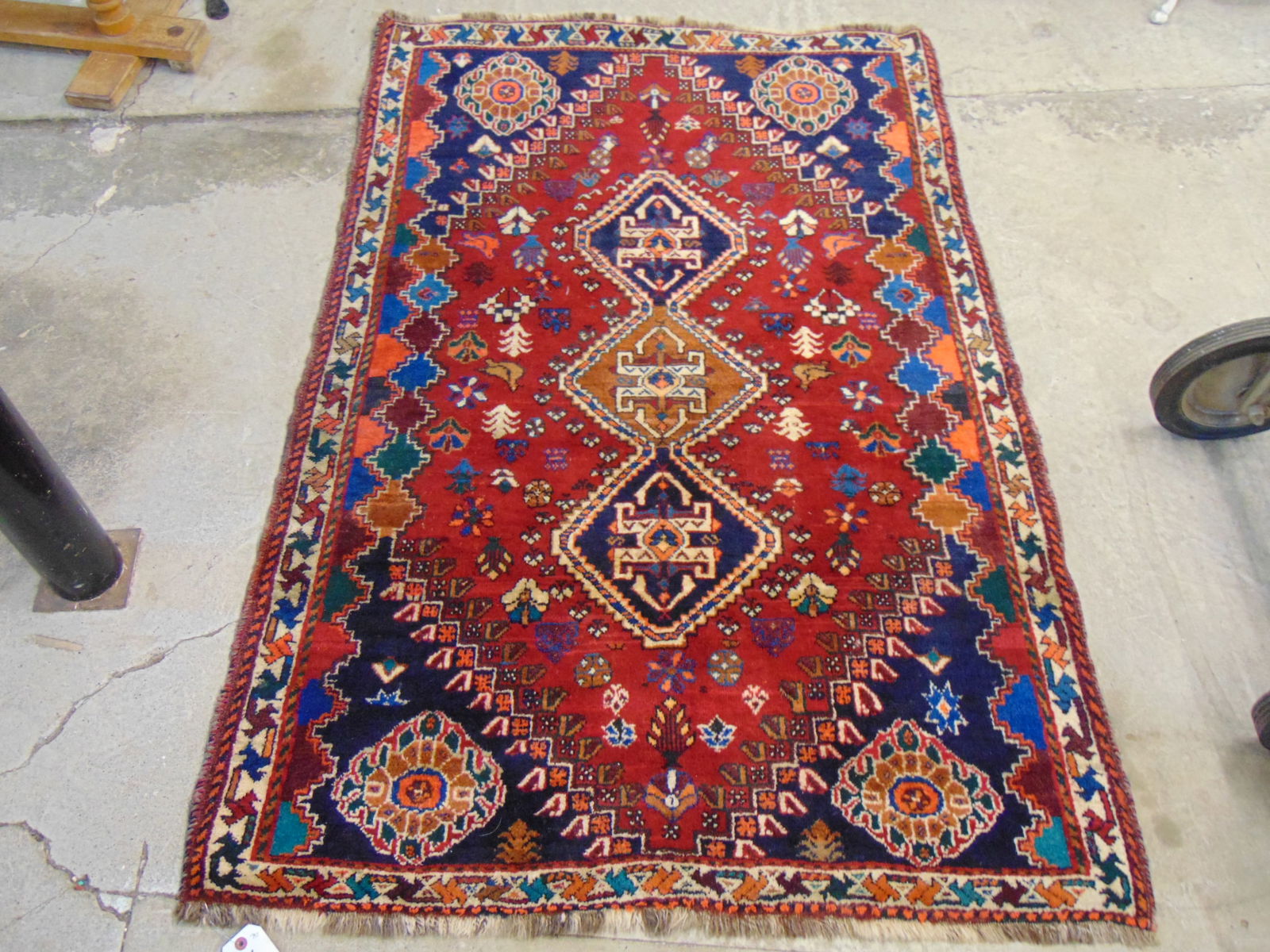SCATTER RUG, IN RED WITH 3 SMALL